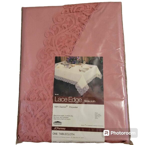 NIP Vintage JCPenney Pink Oval Lace Edge Tablecloth 789-4383 - Picture 1 of 3